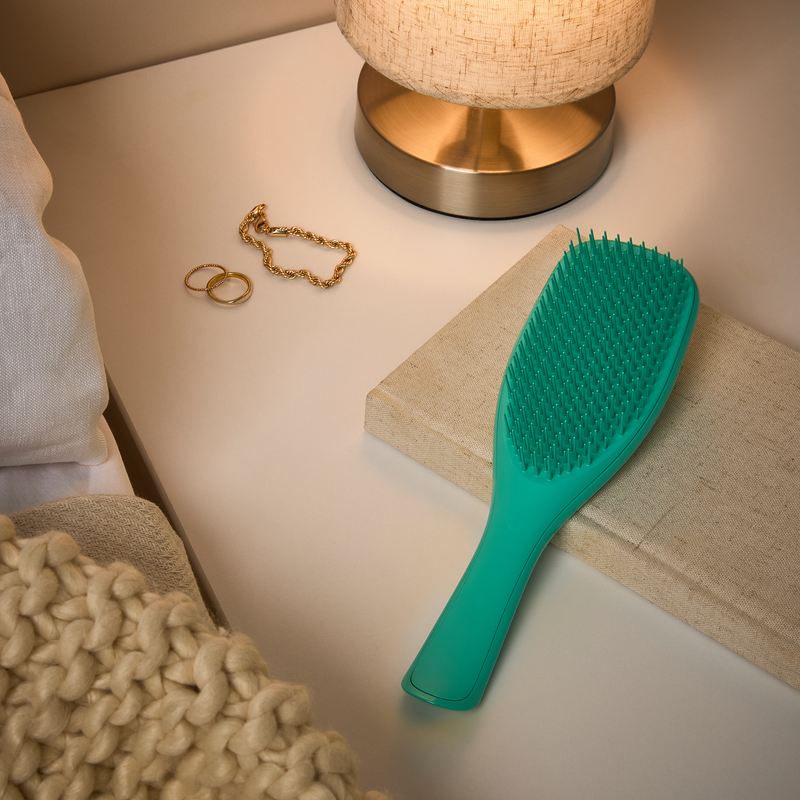 The Ultimate Detangler Naturally Curly