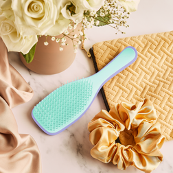 The Ultimate Detangler