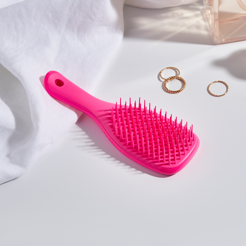 The Ultimate Detangler